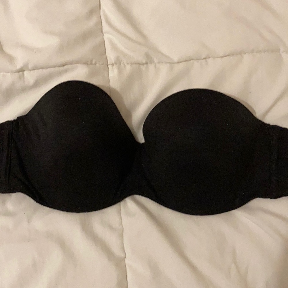 Victoria Secret black strapless bra size 34C